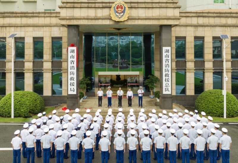 嚴查資質(zhì)、練兵如火、盯防新能源——湖南消防筑牢春季“硬核防線”
