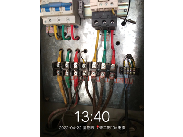 岳麓青城二期項(xiàng)目--塔吊、電梯月檢